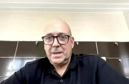 局不佳是否, 他继续说道 局不佳是否, 他继续说道